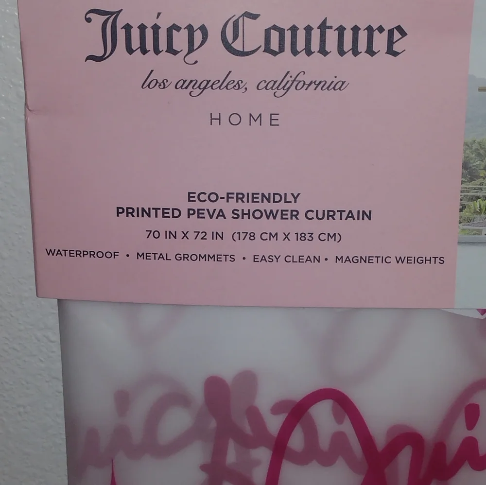 JUICY COUTURE PRINTED PEVA SHOWER CURTAIN JUICY COUTURE SHOWER CURTAIN 70 X 72..